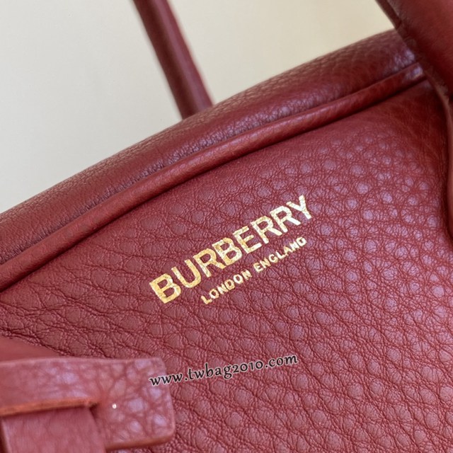 Burberry專門店新款粒紋皮革立方包手提肩背女包 巴寶莉時裝秀款保齡球包 yxb1239